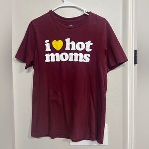 Authentic Danny Duncan World Tour 2021 tshirt “I ❤️Hot Moms”